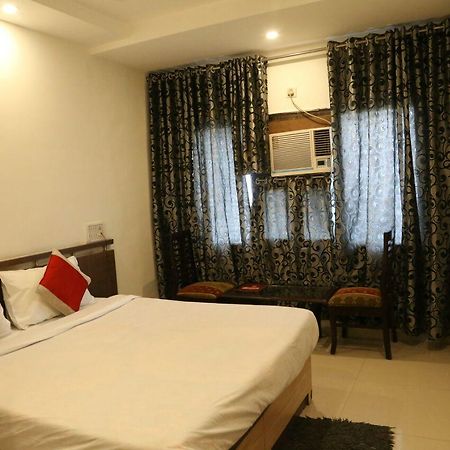 Hotel Surya Gwalior Eksteriør bilde
